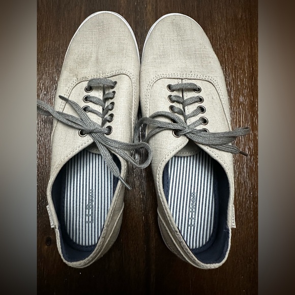 L.L Bean canvas shoes. Women’s size 7 wide - Picture 1 of 5
